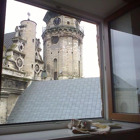 Lviv Amazing Rooftop Apartment Bagian luar foto