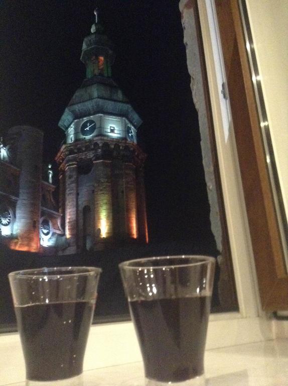 Lviv Amazing Rooftop Apartment Bagian luar foto