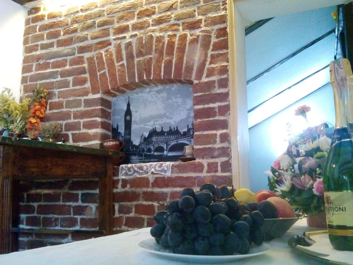 Lviv Amazing Rooftop Apartment Bagian luar foto
