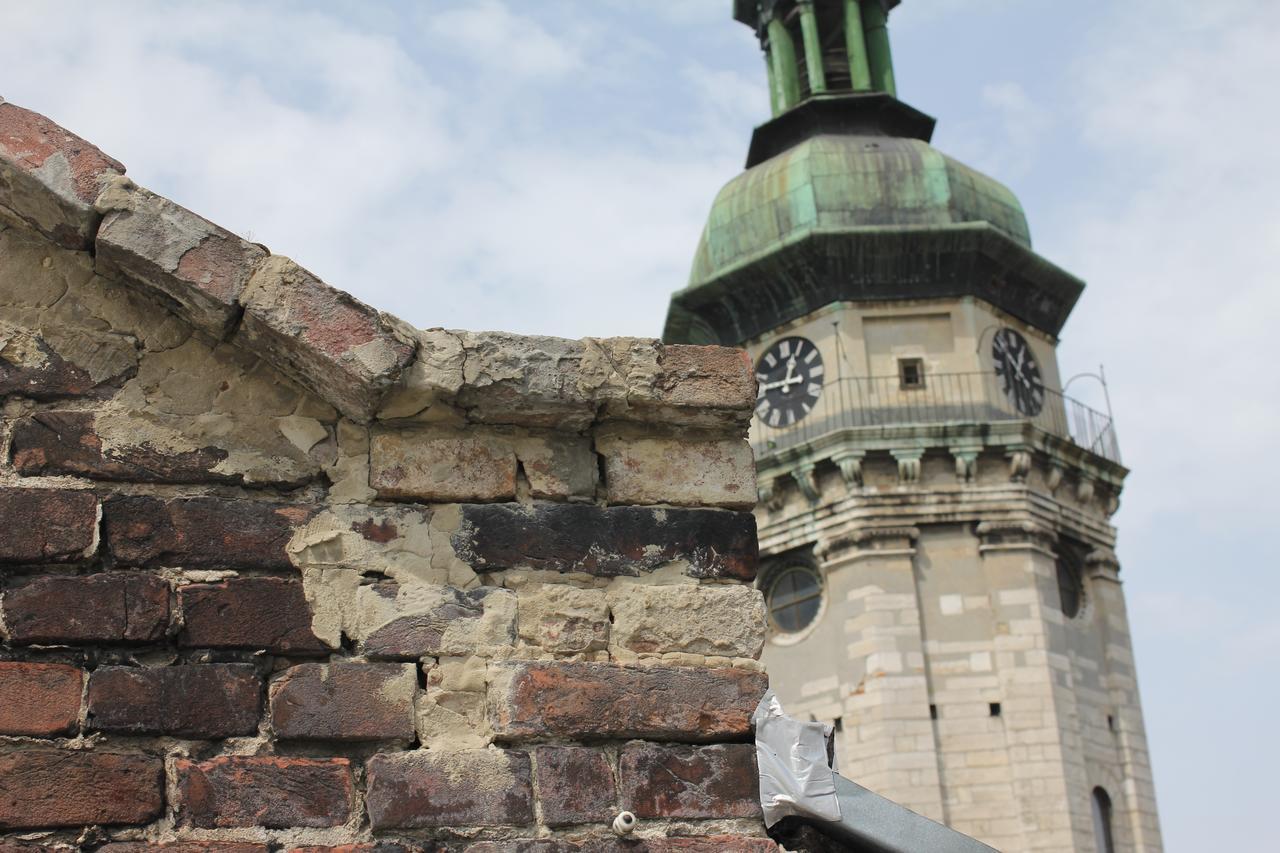 Lviv Amazing Rooftop Apartment Bagian luar foto