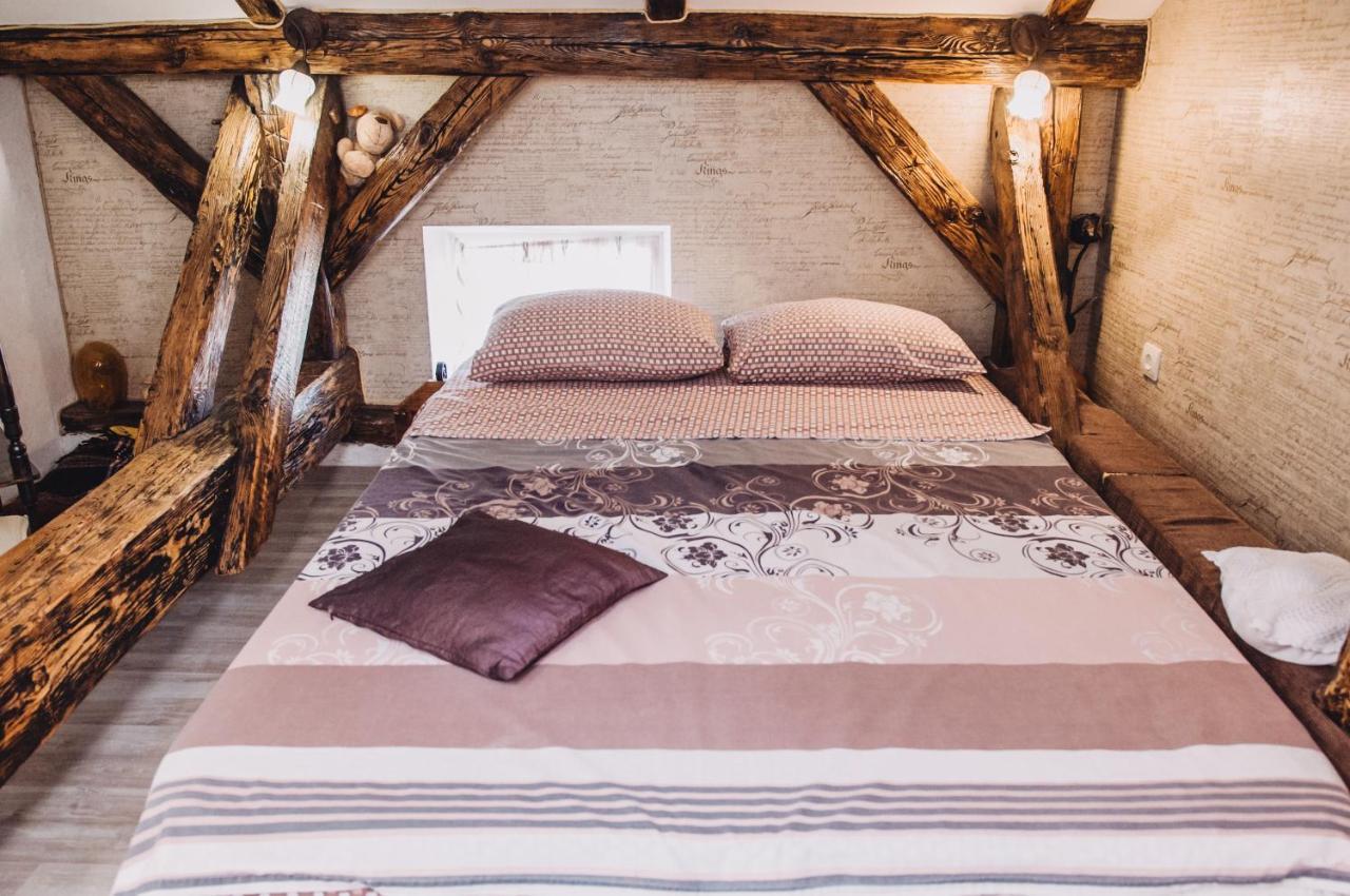 Lviv Amazing Rooftop Apartment Bagian luar foto