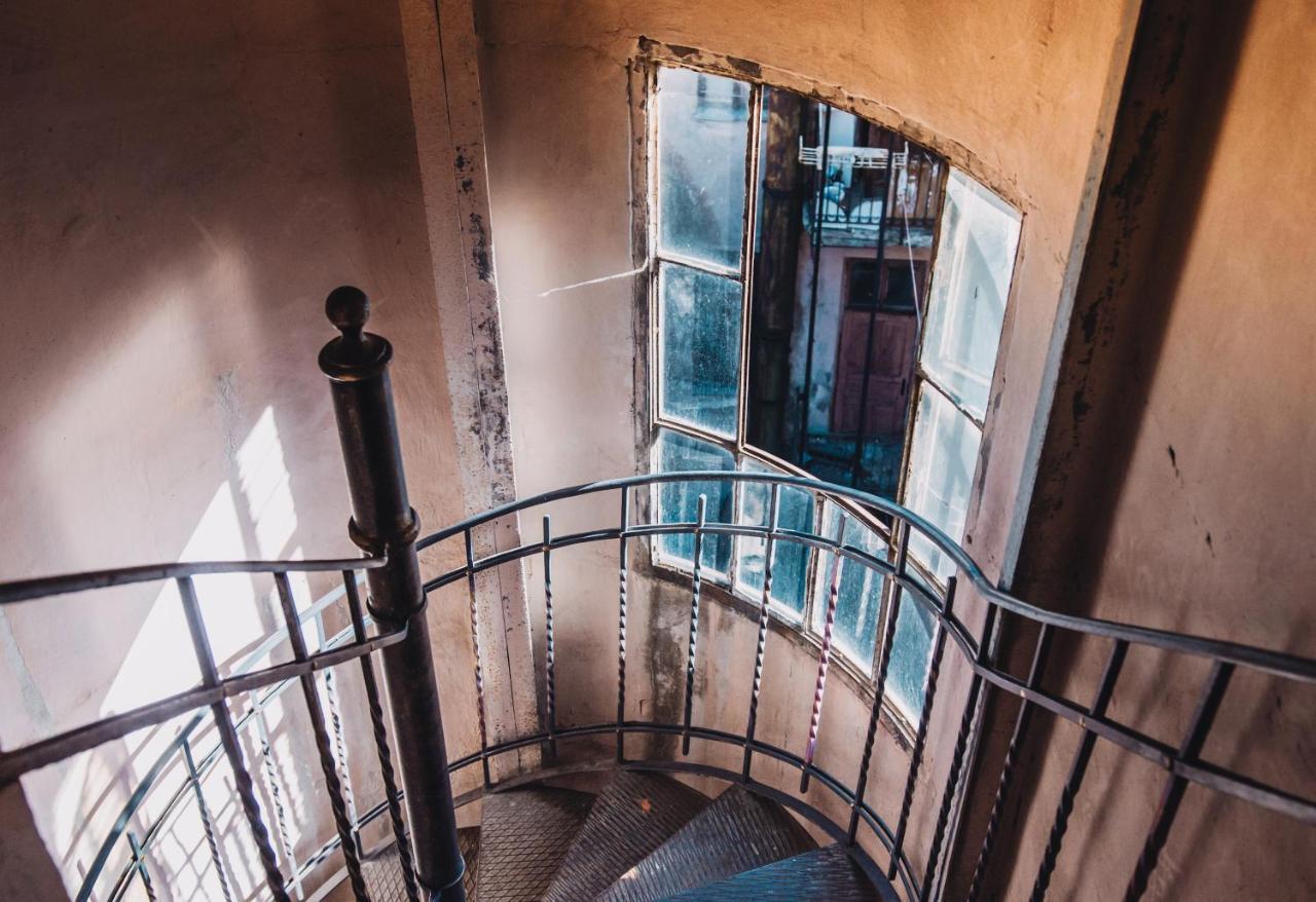 Lviv Amazing Rooftop Apartment Bagian luar foto